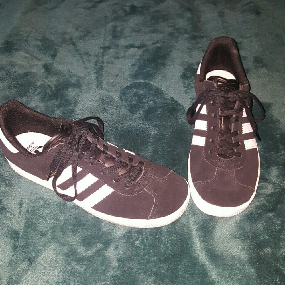 Adidas - Picture 4 of 4